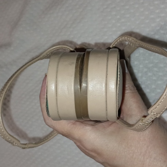 Marc Fisher Dela Slingback Flats Size 8 Black/Taupe - Picture 3 of 5